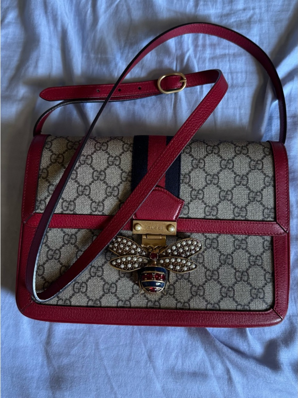 Gucci Beige GG Canvas Crossbody with Red Trim and Bee Motif